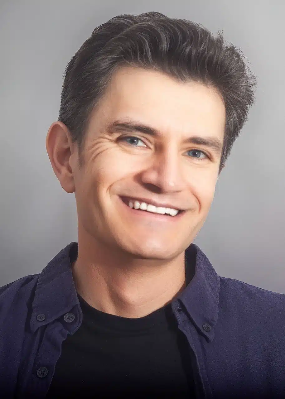 CW_Headshot_01 Danielle Baynes Headshot