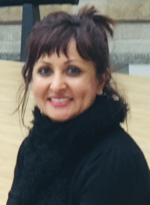 IMG_4066 (1) Danielle Baynes Headshot